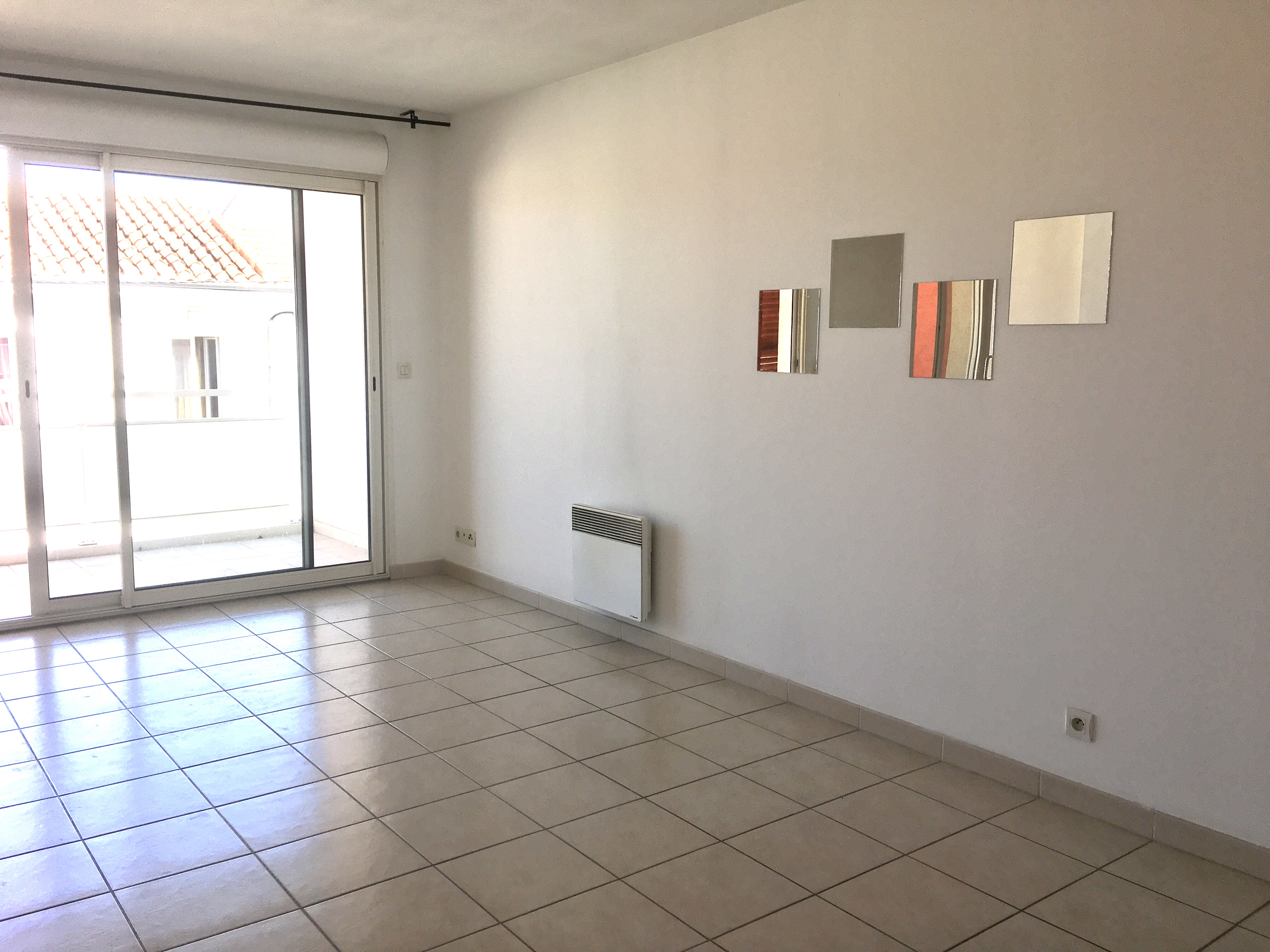 location T2   TERRASSE DE 13M² MIRAMAS